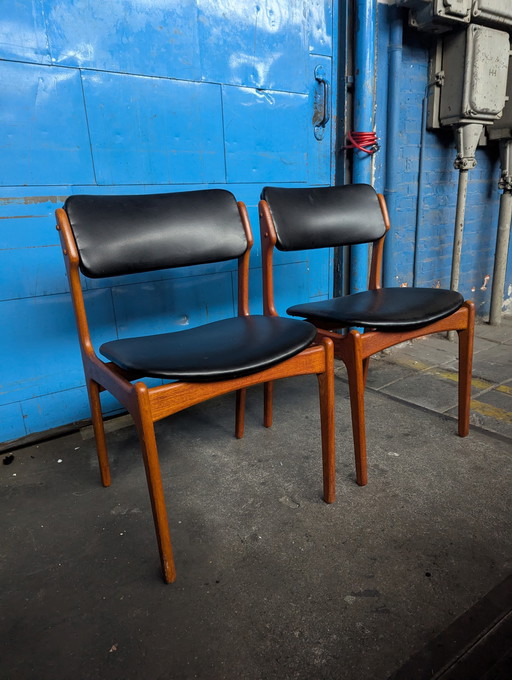 2 Chaises en teck Erik Buch pour Od Mobler