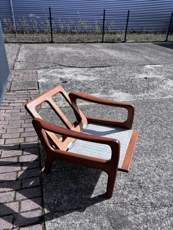 Image 1 of Juul Kristensen Design Easy Chair en teck