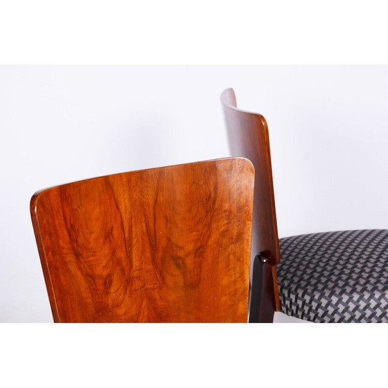 Image 1 of Ensemble de 4 chaises Art déco vintage en hêtre et noyer par Jindrich Halabala pour Up Zavody, Czec