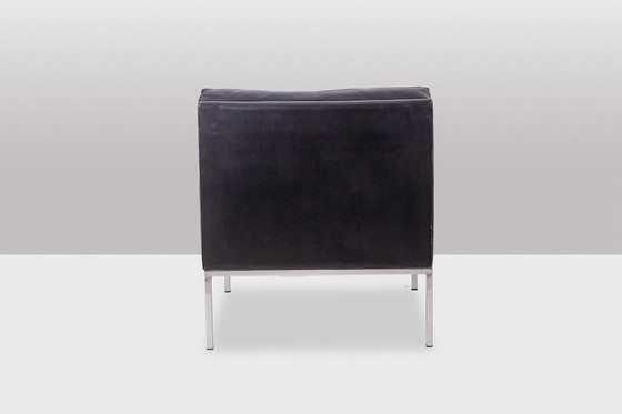 Image 1 of Paire De Fauteuils En Cuir Noir Et Métal Chromé. Années 1970.