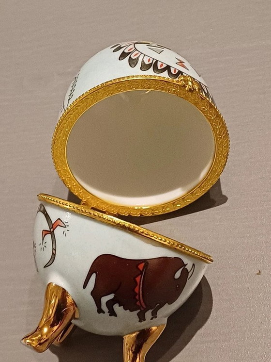 Image 1 of Oeufs en porcelaine pour bijoux etc.