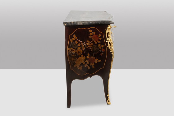 Image 1 of Commode Sauteuse en Laque avec Son Marbre. Années 1950.