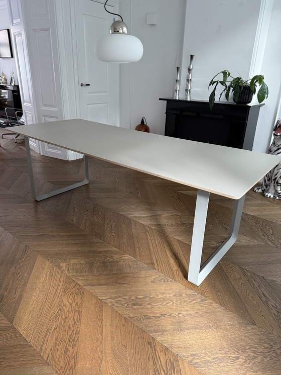 Image 1 of Table Muuto 70/70