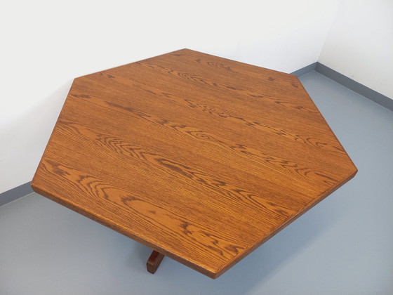 Image 1 of Table À Manger Hexagonale Vintage Des Années 80 En Bois De Chêne