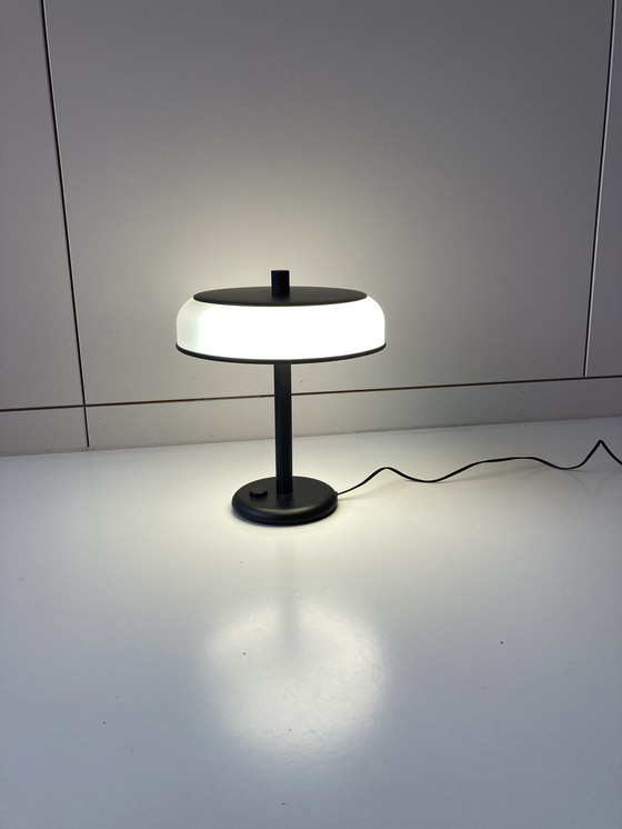Image 1 of Lampe à poser vintage de l'ère spatiale Noir Blanc Seventies