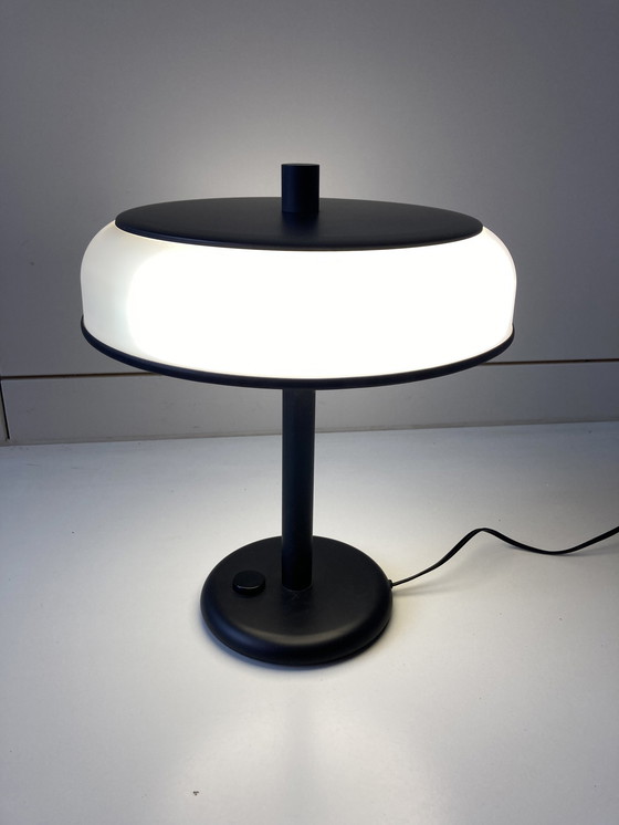 Image 1 of Lampe à poser vintage de l'ère spatiale Noir Blanc Seventies