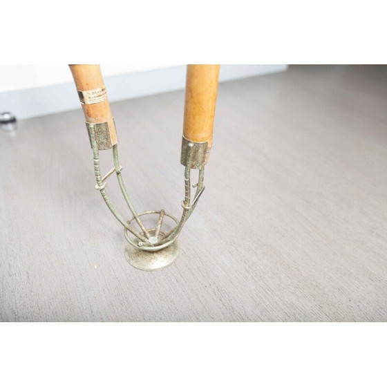 Image 1 of Porte tournante d'intérieur atypique en bambou et laiton, Suise 1960