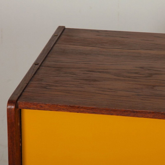Image 1 of Commode vintage jaune et blanche modèle U-452 par Jiri Jiroutek, 1960