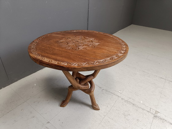 Image 1 of Table d'appoint africaine d'art tribal, 1960S