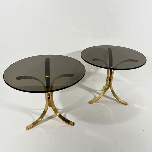 Tables d'appoint en laiton avec plateau en verre fumé 1960's