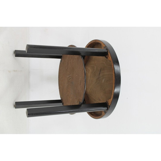 Image 1 of Table basse ronde vintage Art Déco en hêtre teinté, Tchécoslovaquie 1940