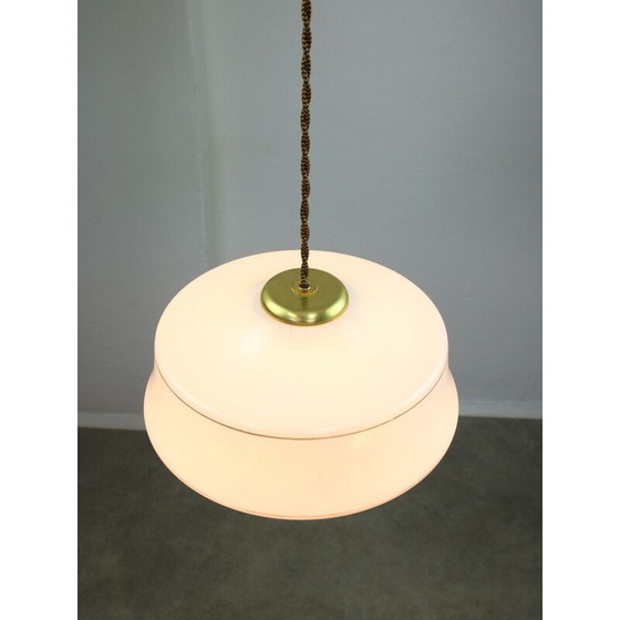 Image 1 of Lampe suspendue vintage en laiton et verre, Italie