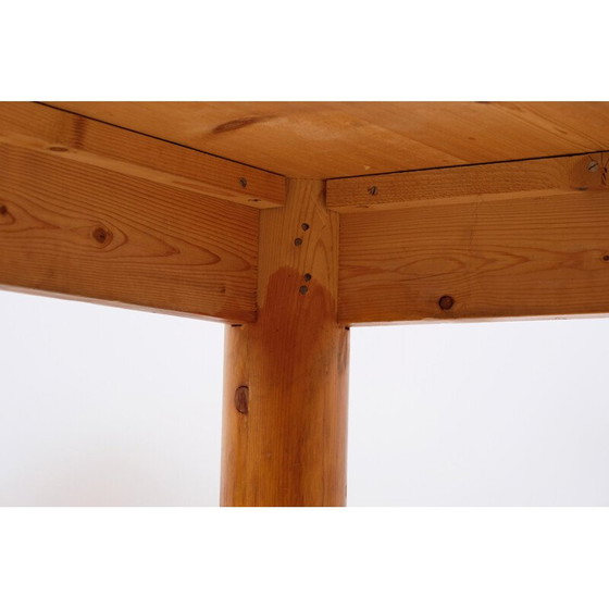 Image 1 of Table vintage en pin pour la station de ski de Méribel, années 1960