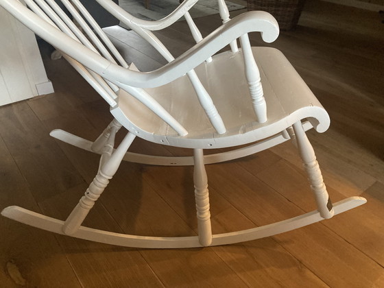 Image 1 of Fauteuil à bascule suédois