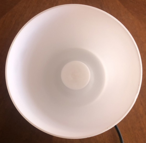 Image 1 of Lampe à poser opaline de Zicoli