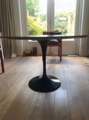 Knoll Table ronde Saarinen Tulipe