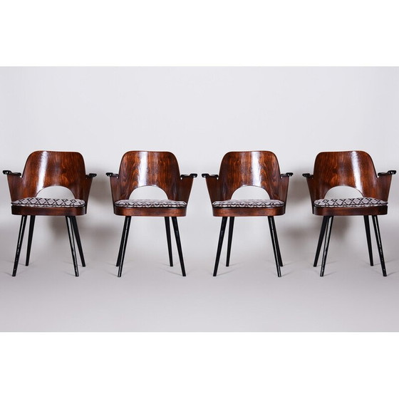 Image 1 of Ensemble de 4 chaises vintage en bois de hêtre et tissu par Oswald Heardtl, Tchécoslovaquie 1950