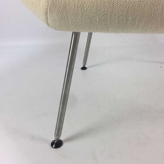 Image 1 of Fauteuil cocktail vintage avec pieds en métal et tissu