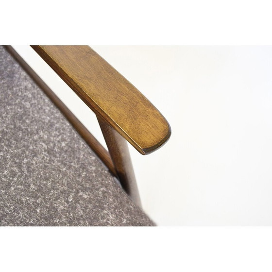 Image 1 of Fauteuil vintage en chêne massif et contreplaqué par Valerija Ema Cukermanienė pour Vilniaus Baldų Kombinatas, 1960.