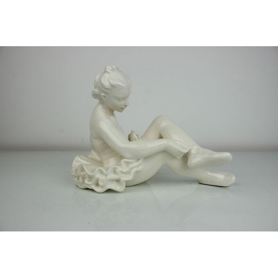 Image 1 of Statue "ballerine" en porcelaine, Tchécoslovaquie 1962