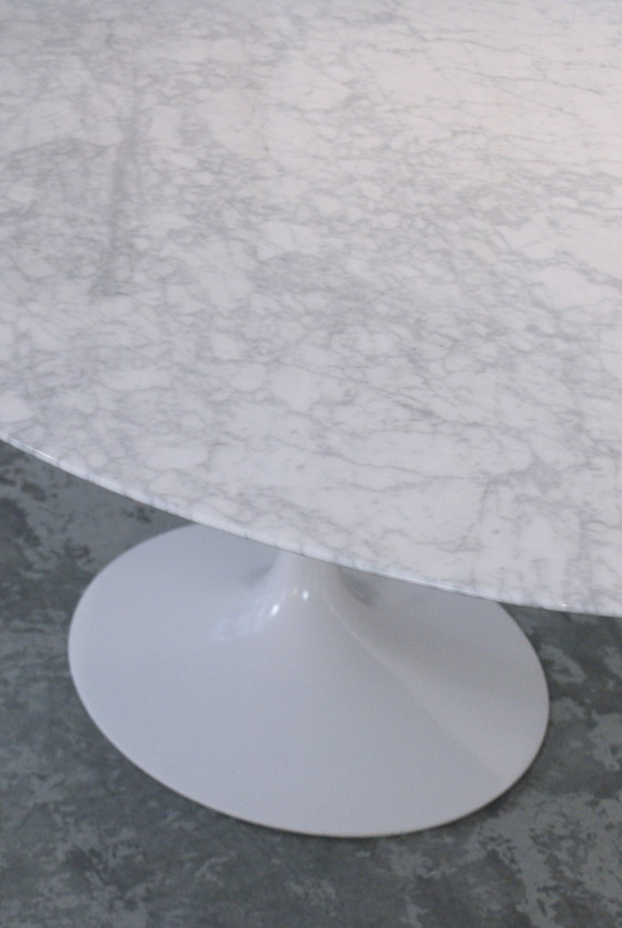 Image 1 of Knoll Tulip Table By Eero Saarinen