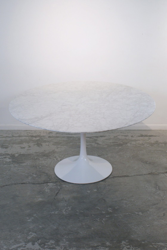 Image 1 of Knoll Tulip Table By Eero Saarinen