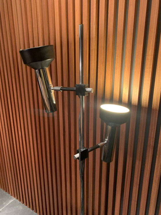 Image 1 of Lampadaire Vintage Noir