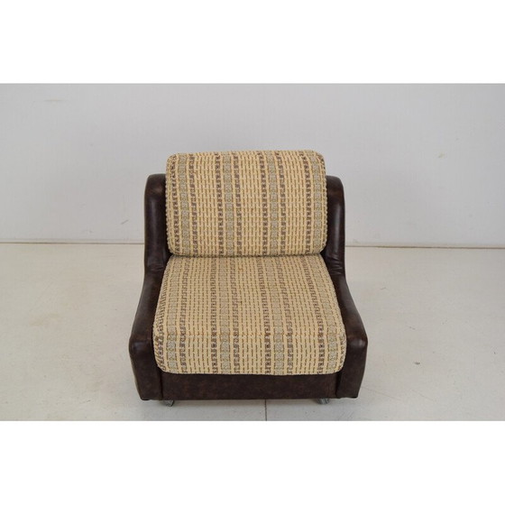Image 1 of Fauteuil à roulettes en simili-cuir du milieu du siècle, Tchécoslovaquie 1970