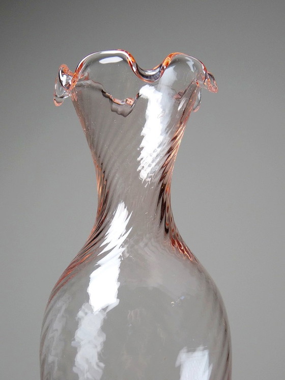 Image 1 of Petit Vase En Verre Rosalin Et Opaline Noire Empoli Stelvia Années 50 Italie