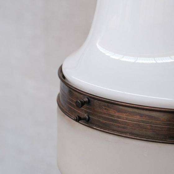 Image 1 of Lampe suspendue vintage en verre et cuivre, France années 1930