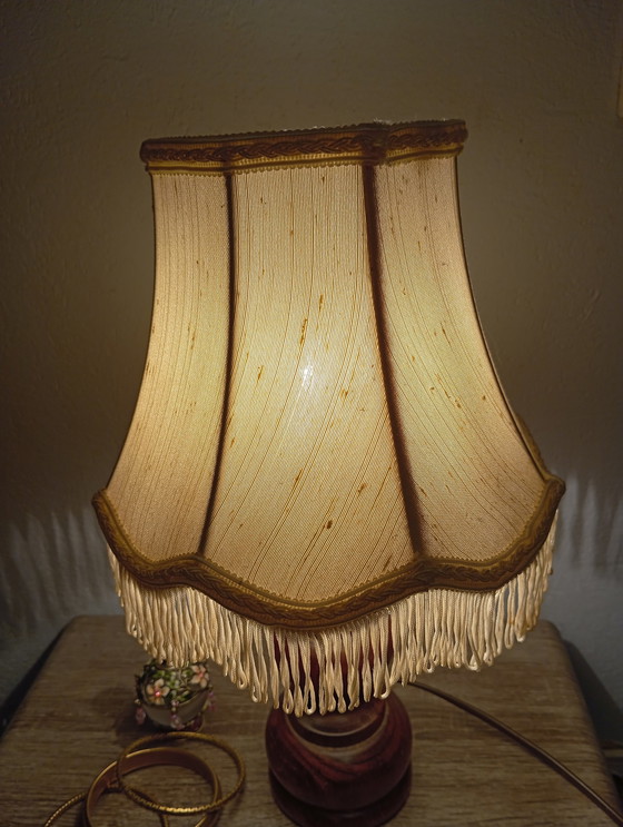 Image 1 of Lampe De Chevet Rustique Chic 1970 Bois Tourné Abat Jour Soie Ivoire