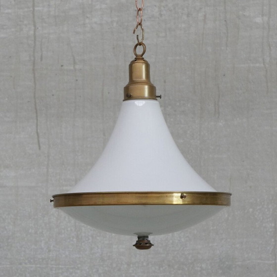 Lampe suspendue vintage en verre opalin bicolore et laiton, Hollande 1940 – Suspensions, Brass, Glass (photo 8 of 9)