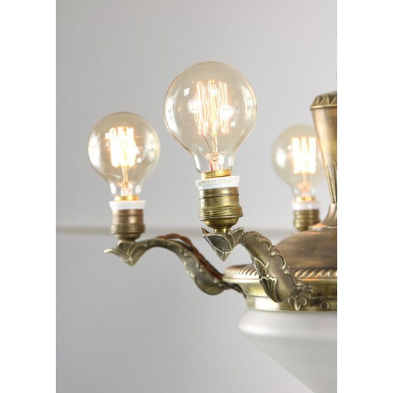 Image 1 of Lustre vintage art déco en laiton et verre