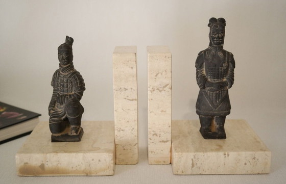 Image 1 of Paire De Serre Livres Travertin Guerriers Chinois  Xxème 