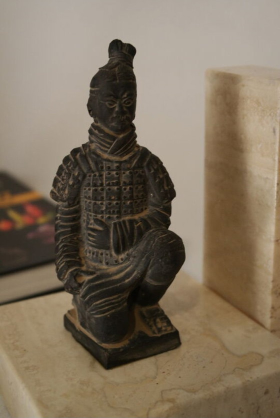 Image 1 of Paire De Serre Livres Travertin Guerriers Chinois  Xxème 