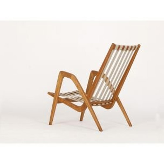 Image 1 of Fauteuil vintage en chêne et velours bleu, Tchécoslovaquie 1950