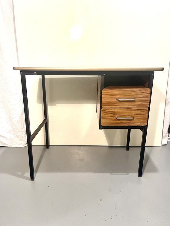 Image 1 of Bureau Moderniste Vintage Formica Circa 1960