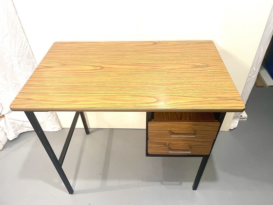 Image 1 of Bureau Moderniste Vintage Formica Circa 1960