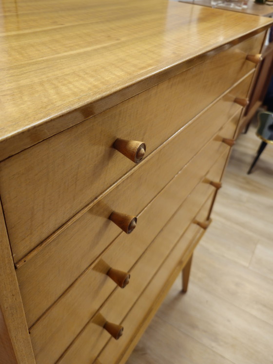 Image 1 of Commode vintage Alfred Cox Design Commode à tiroirs