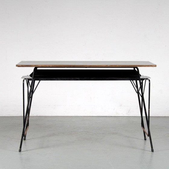 Image 1 of Bureau d'enseignant de Willy van der Meeren pour Tubax, Belgique 1950