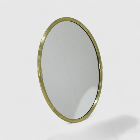 Image 1 of Miroir vintage - anneau ovale en laiton, 1960s