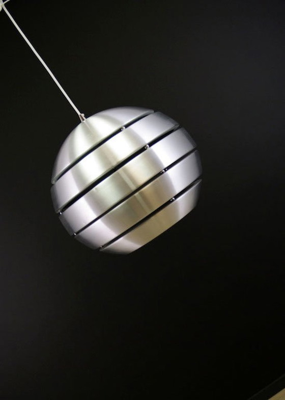 Image 1 of Lampe suspendue en argent, Design danois, 1970S, Production : Danemark