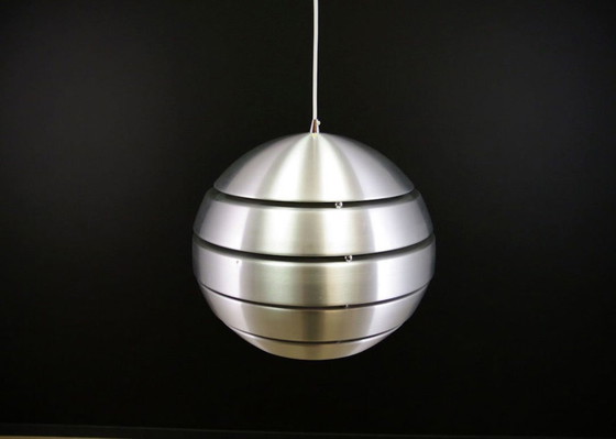 Image 1 of Lampe suspendue en argent, Design danois, 1970S, Production : Danemark