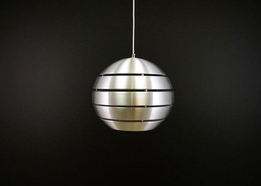 Lampe suspendue en argent, Design danois, 1970S, Production : Danemark