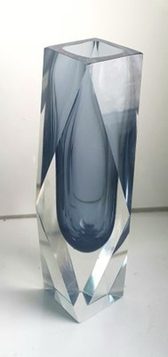 Image 1 of Vase en muranoglas bleu facetté, 1950S