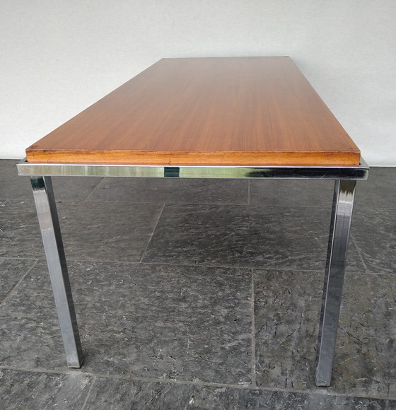 Image 1 of Table basse vintage avec plateau réversible