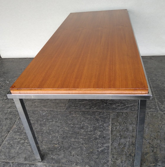 Image 1 of Table basse vintage avec plateau réversible