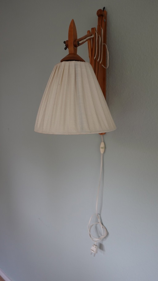 Lampe à ciseaux danoise en bois du Mid Century