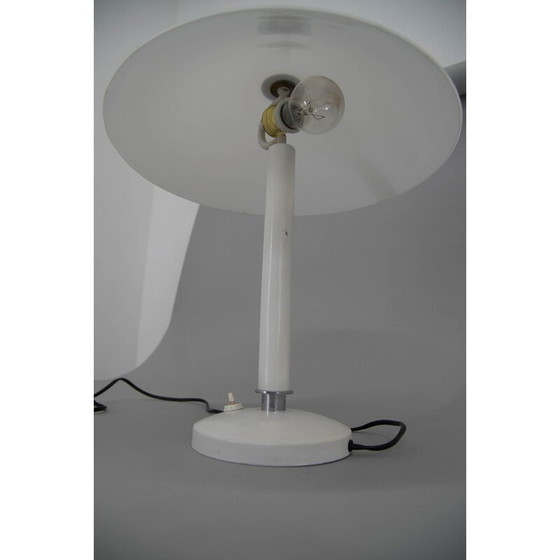 Image 1 of Lampe de table vintage en métal blanc et verre opale, 1950