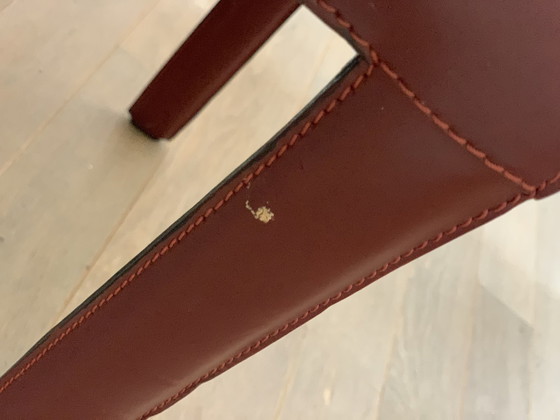 Image 1 of Roberto Barbieri For Zanotta - 4 Chairs "Lea" In Burgondy. Le nouveau prix est actuellement d'environ 1 237,79 € par chaise.